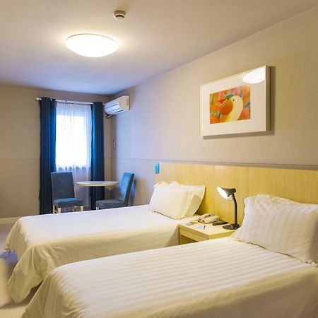 Jinjiang Inn Xianning Yinquan Avenue Hot Spring Hotel Bagian luar foto