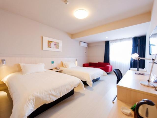 Jinjiang Inn Xianning Yinquan Avenue Hot Spring Hotel Bagian luar foto