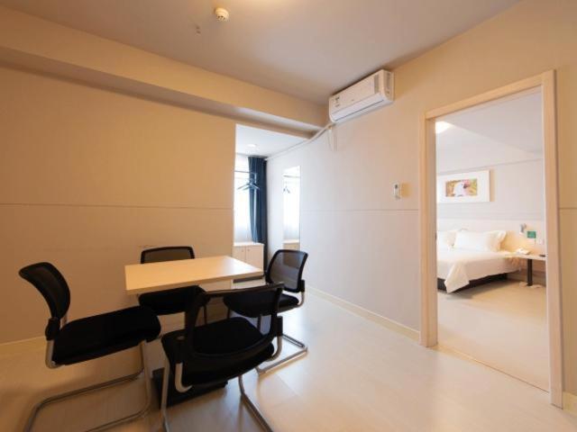 Jinjiang Inn Xianning Yinquan Avenue Hot Spring Hotel Bagian luar foto