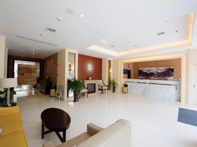 Jinjiang Inn Xianning Yinquan Avenue Hot Spring Hotel Bagian luar foto