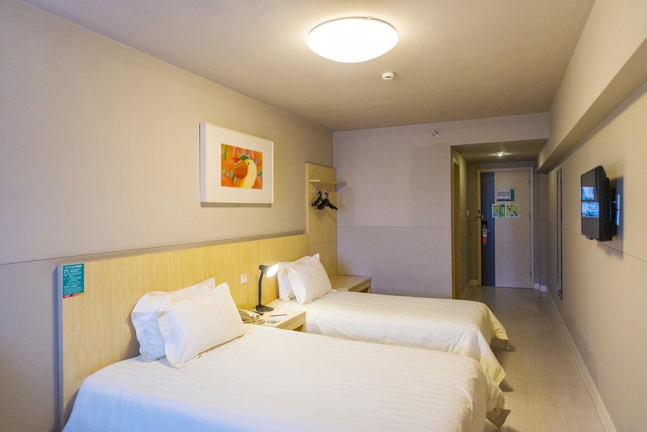 Jinjiang Inn Xianning Yinquan Avenue Hot Spring Hotel Bagian luar foto
