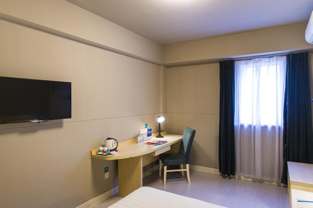 Jinjiang Inn Xianning Yinquan Avenue Hot Spring Hotel Bagian luar foto