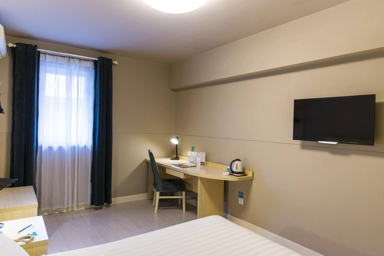 Jinjiang Inn Xianning Yinquan Avenue Hot Spring Hotel Bagian luar foto
