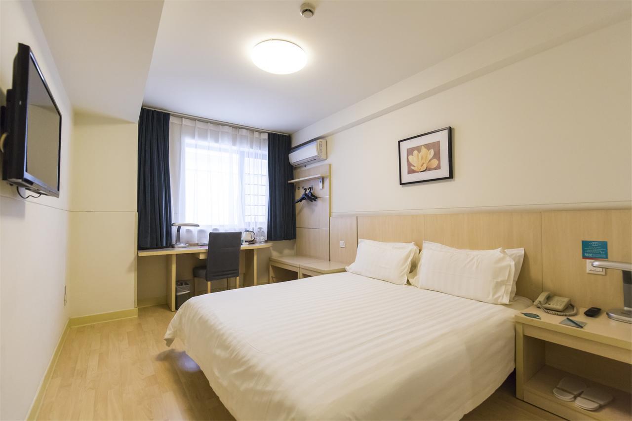 Jinjiang Inn Xianning Yinquan Avenue Hot Spring Hotel Bagian luar foto